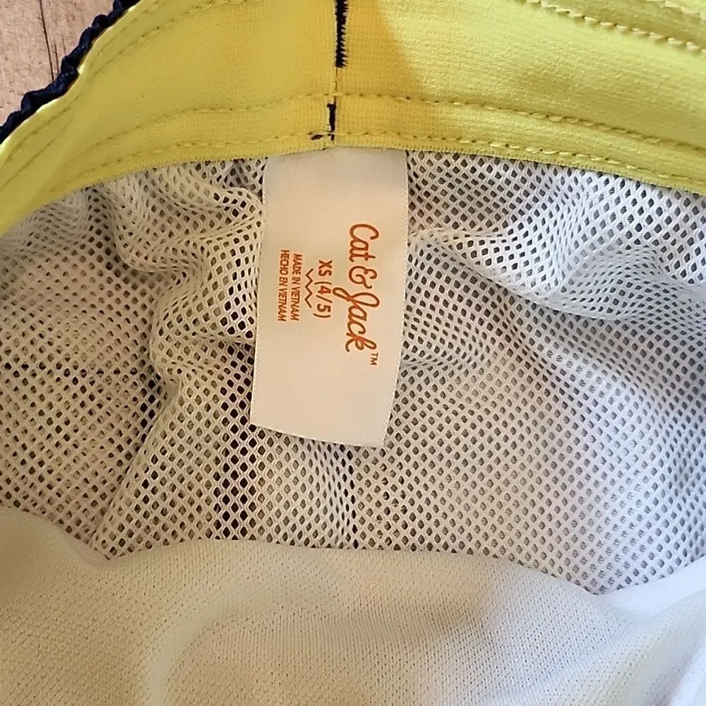 Cat & Jack 4/5 swimming shorts new never worn